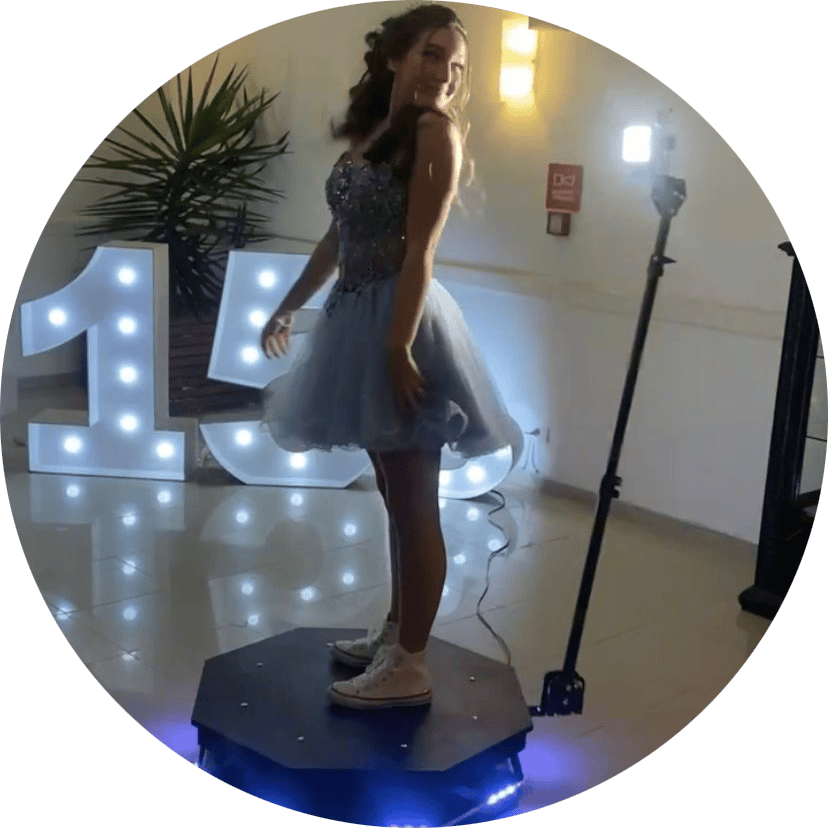 2ce6739c-6ef7-4874-8128-0dba23fb514f-photoaidcom-cropped.png